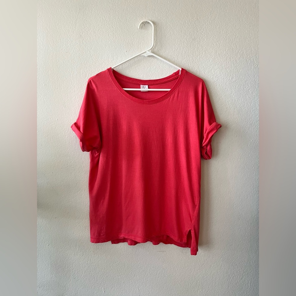 Kiwi + Punch Hot Pink T-Shirt with Rolled Sleeves Women’s Size Medium